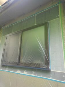 姫路市にて外壁塗装＜窓交換に伴う吹き付けタイル部分塗装＞ 施工前